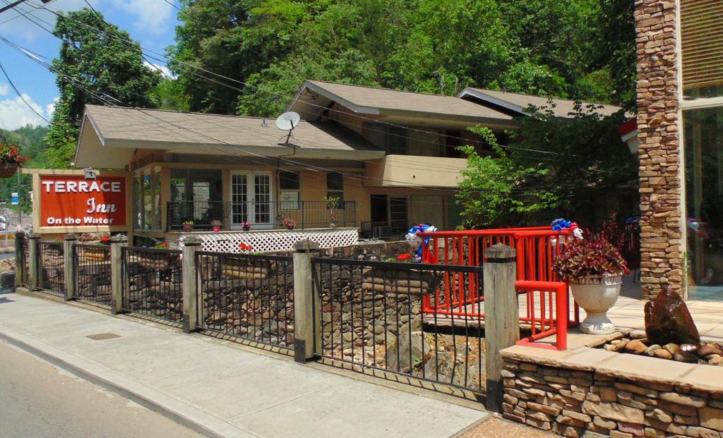 Terrace Inn On The Water Gatlinburg Buitenkant foto